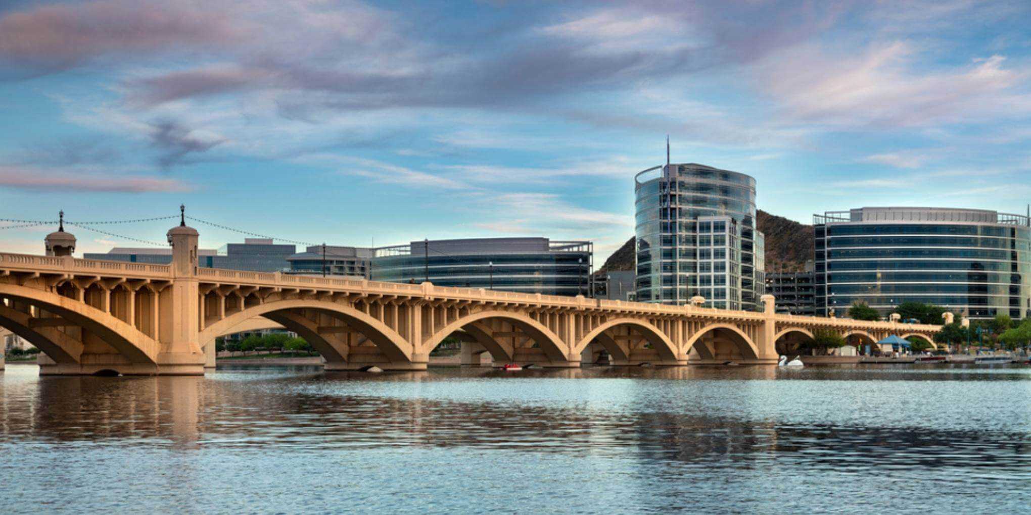 Tempe, AZ skyline