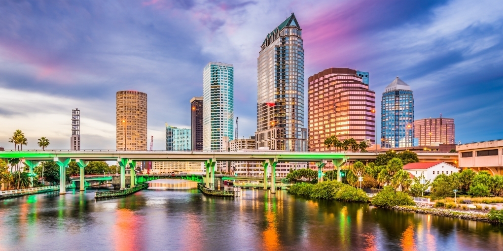 Tampa, FL skyline